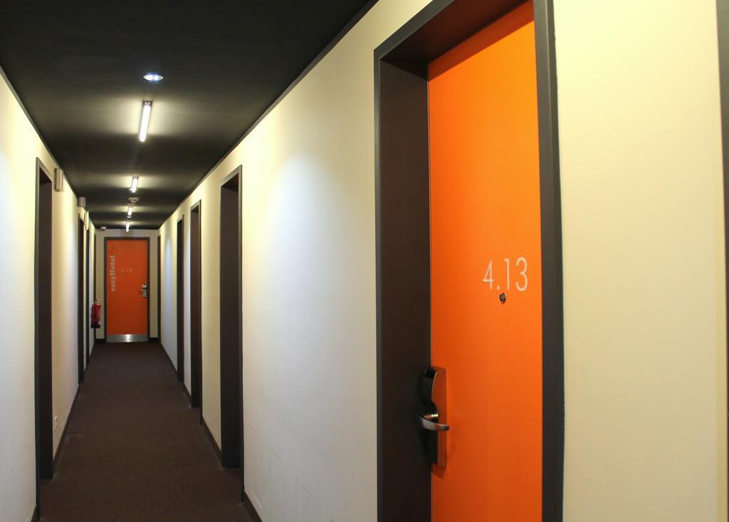 Easyhotel Frankfurt City Center Frankfurt am Main Exterior foto